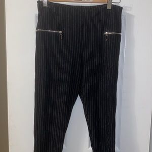 WARM Side Zipper Grey Stripped Tights